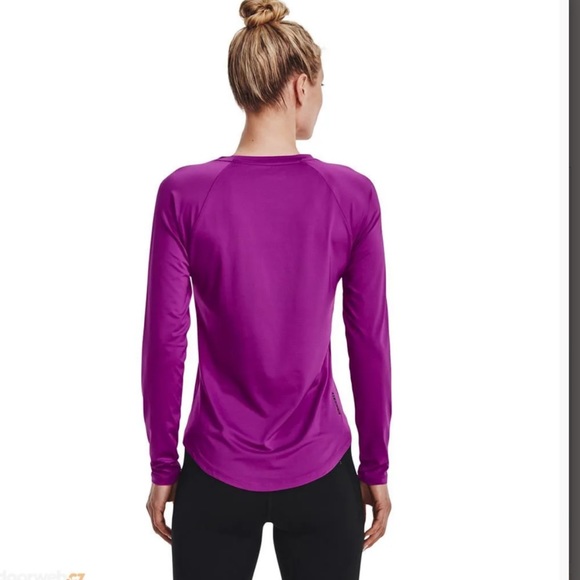 Under Armour Athletic Top Long Sleeve Women’s Small Thumb Holes size M - Picture 2 of 9